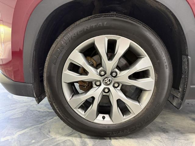 Photo of 2024 Ruby Flare Pearl Toyota Grand Highlander
