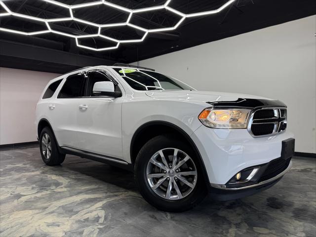 Photo of 2015 Bright White Dodge Durango