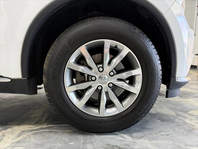 Photo of 2015 Bright White Dodge Durango