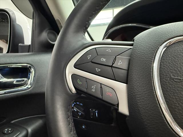 Photo of 2015 Bright White Dodge Durango