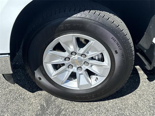 Photo of 2024 Summit White Chevrolet Silverado 1500