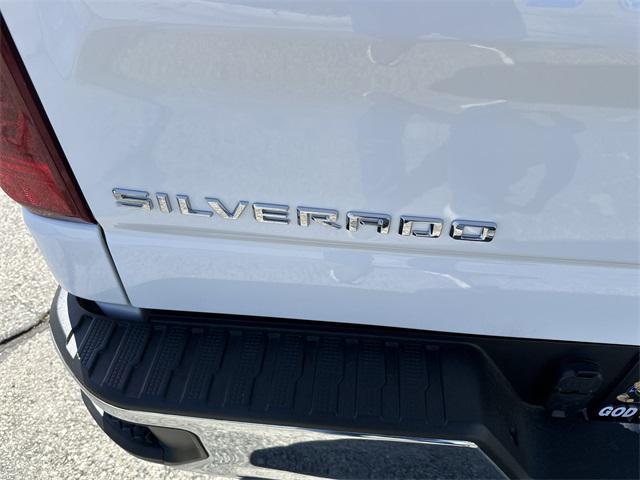 Photo of 2024 Summit White Chevrolet Silverado 1500
