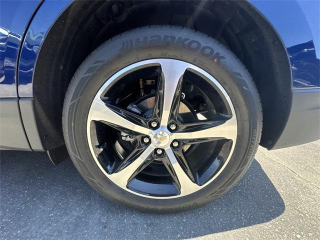 Photo of 2022 Blue Glow Metallic Chevrolet Equinox