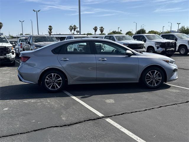 Photo of 2023 Steel Gray Kia Forte