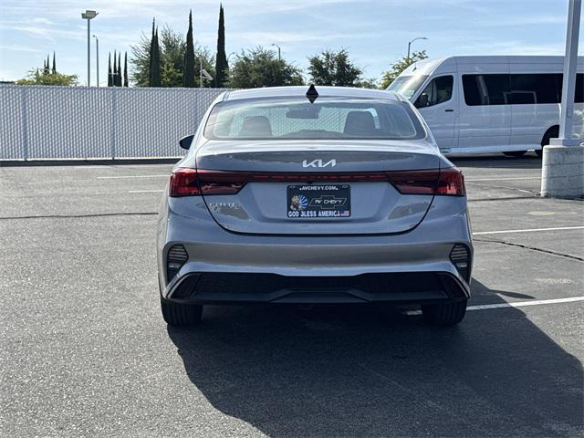 Photo of 2023 Steel Gray Kia Forte