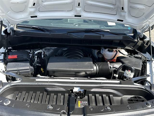 Photo of 2024 Summit White Chevrolet Silverado 1500