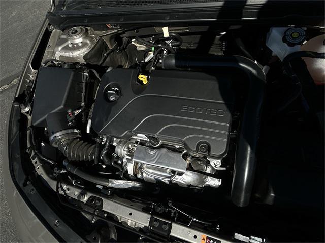 Photo of 2024 Mineral Gray Metallic Chevrolet Malibu
