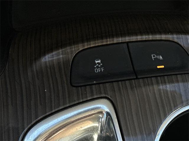 Photo of 2024 Mineral Gray Metallic Chevrolet Malibu