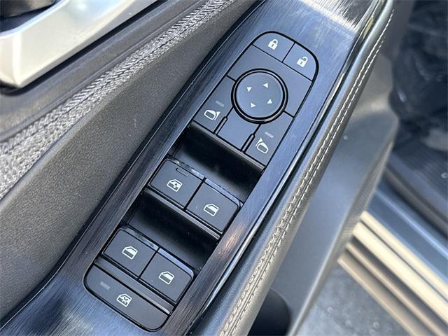 Photo of 2023 Gun Metallic Nissan Rogue