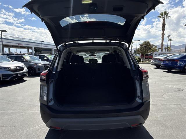 Photo of 2023 Gun Metallic Nissan Rogue