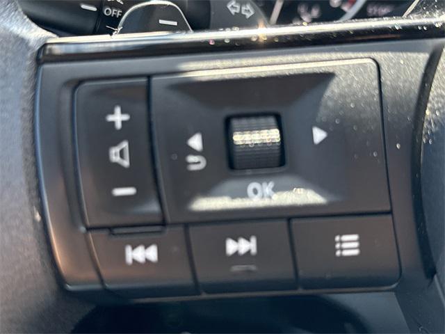 Photo of 2023 Gun Metallic Nissan Rogue
