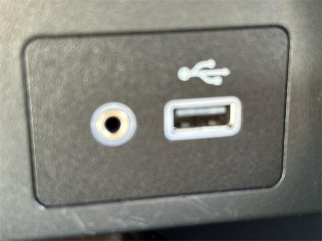 Photo of 2023 Electric Blue Metallic Nissan Versa