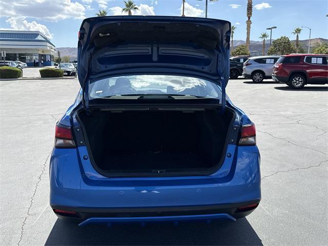 Photo of 2023 Electric Blue Metallic Nissan Versa