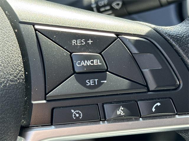 Photo of 2023 Electric Blue Metallic Nissan Versa