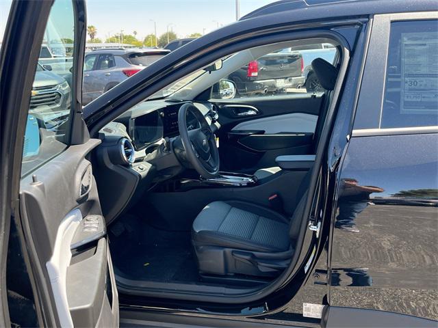 Photo of 2025 Black Metallic Chevrolet Trax