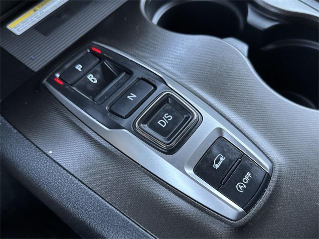 Photo of 2022 Sonic Gray Pearl Honda Pilot