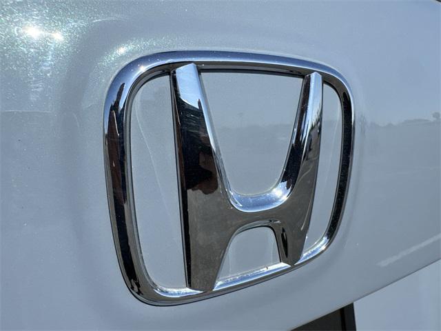 Photo of 2022 Sonic Gray Pearl Honda Pilot