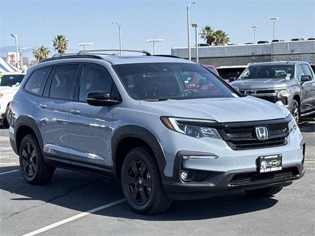 Photo of 2022 Sonic Gray Pearl Honda Pilot