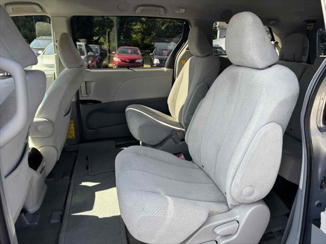 Photo of 2012 Predawn Gray Mica Toyota Sienna