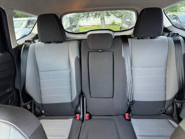 Photo of 2016 Sunset Ford Escape