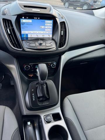 Photo of 2016 Sunset Ford Escape