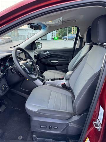 Photo of 2016 Sunset Ford Escape