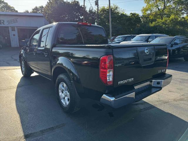 Photo of 2011 Super Black Nissan Frontier