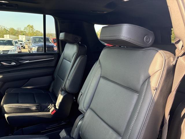 Photo of 2022 Satin Steel Metallic GMC Yukon XL