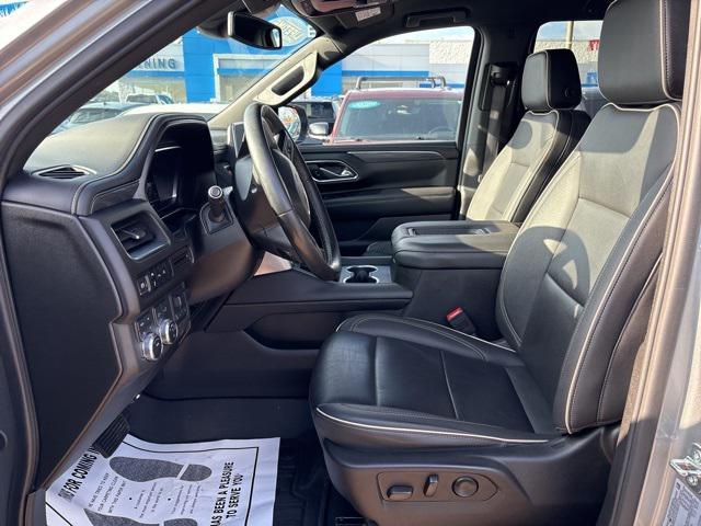 Photo of 2024 Silver GMC Yukon