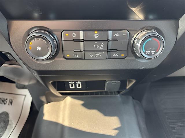 Photo of 2020 Oxford White Ford F-150