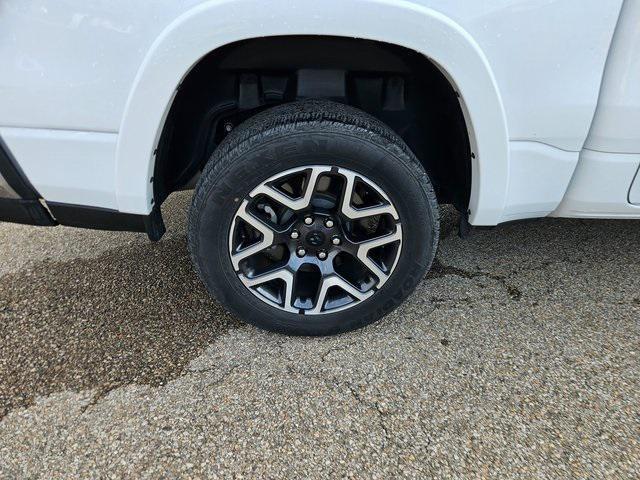 Photo of 2025 Bright White Clearcoat RAM 1500