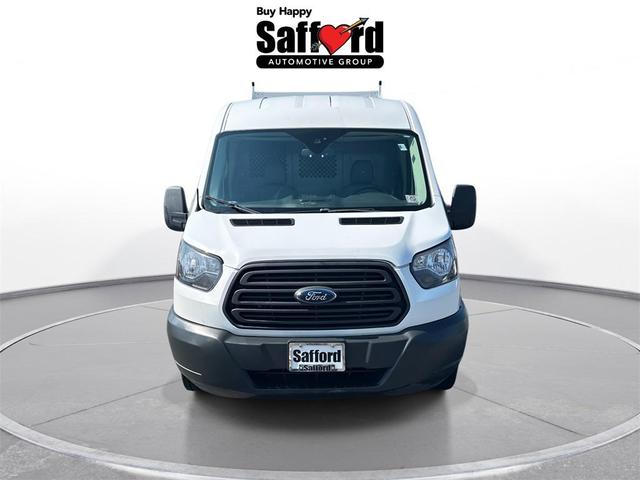 Photo of 2015 Oxford White Ford Transit-150