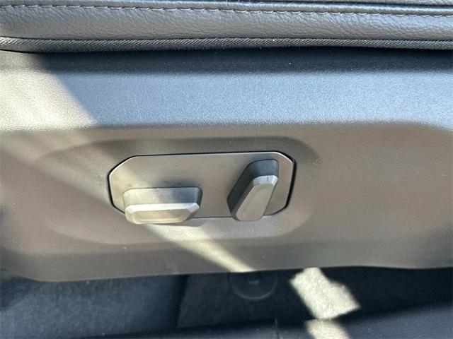 Photo of 2025 Black Clearcoat Jeep Gladiator