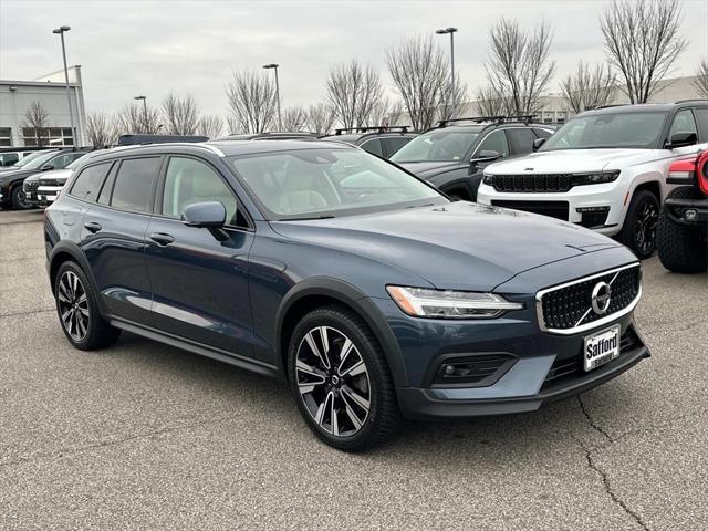 2020 Volvo V60 Cross Country