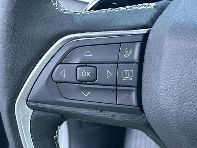 Photo of 2025 Silver Zynith Jeep Grand Cherokee