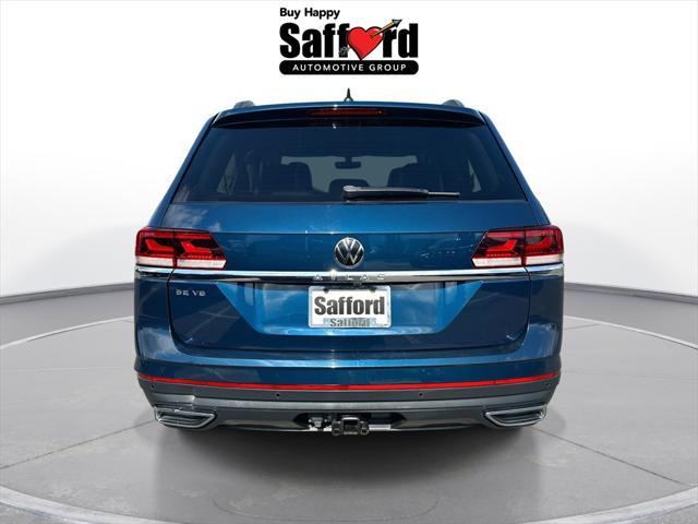 Photo of 2022 Tourmaline Blue Metallic Volkswagen Atlas