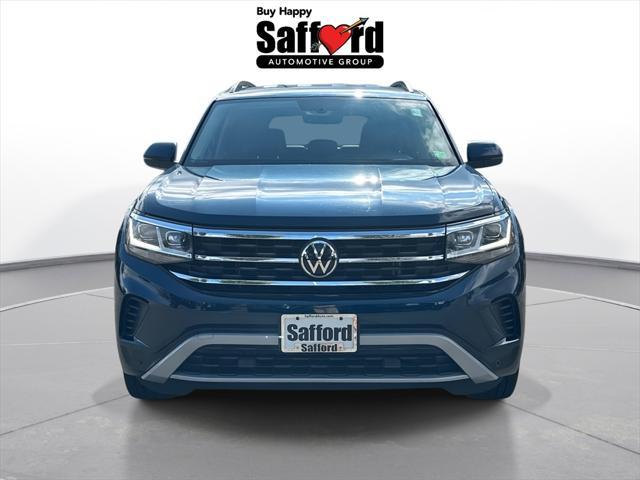Photo of 2022 Tourmaline Blue Metallic Volkswagen Atlas