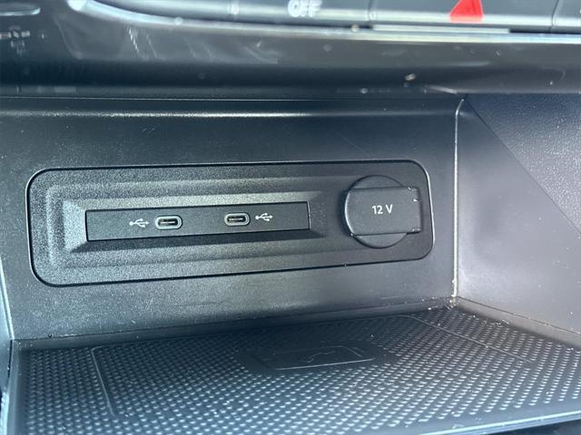 Photo of 2022 Tourmaline Blue Metallic Volkswagen Atlas