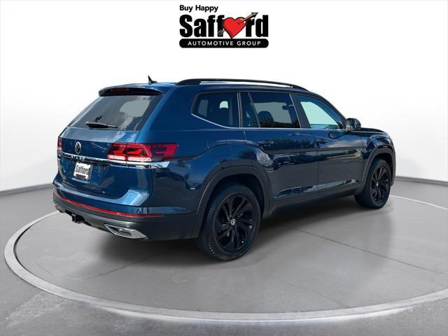 Photo of 2022 Tourmaline Blue Metallic Volkswagen Atlas