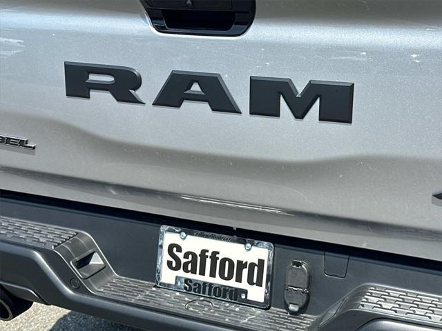 Photo of 2025 Billet Silver Metallic Clearcoat RAM 1500