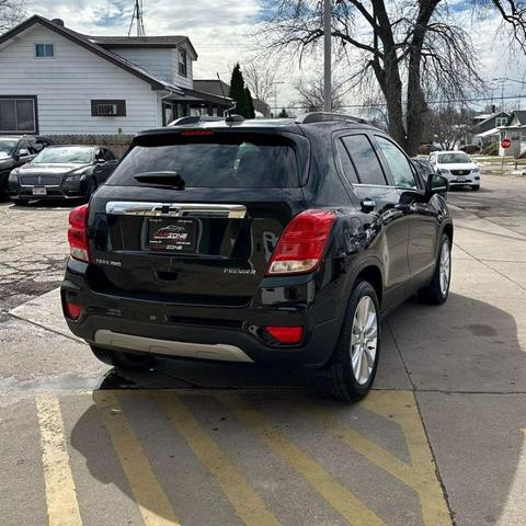 Photo of 2019 Black Chevrolet Trax