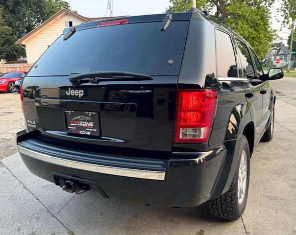 Photo of 2006 Black Clearcoat Jeep Grand Cherokee
