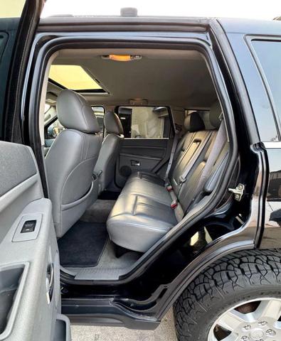 Photo of 2006 Black Clearcoat Jeep Grand Cherokee