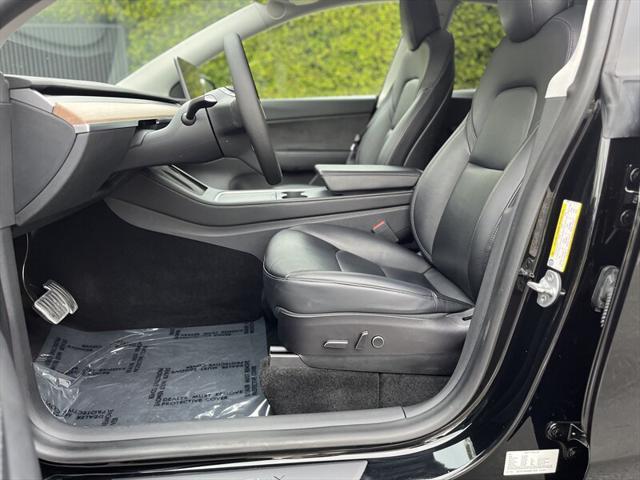 Photo of 2021 Solid Black Tesla Model Y