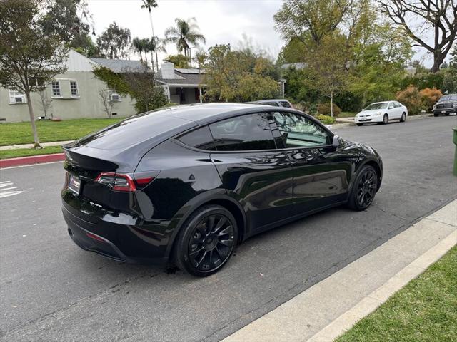 Photo of 2021 Solid Black Tesla Model Y