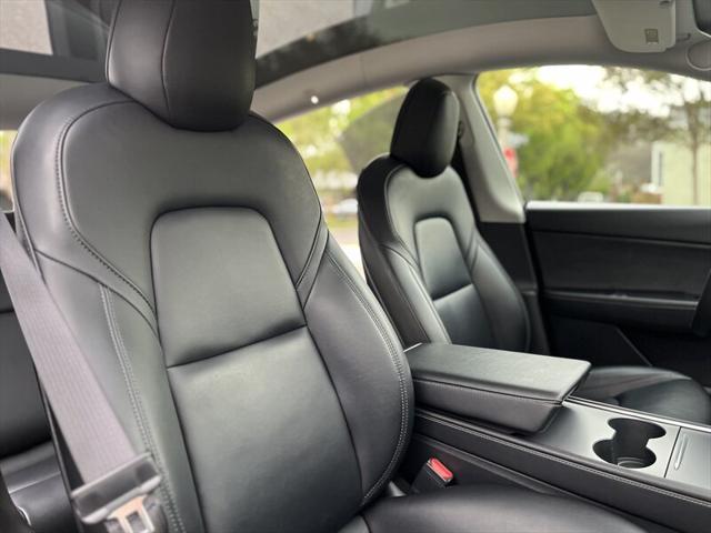 Photo of 2021 Solid Black Tesla Model Y