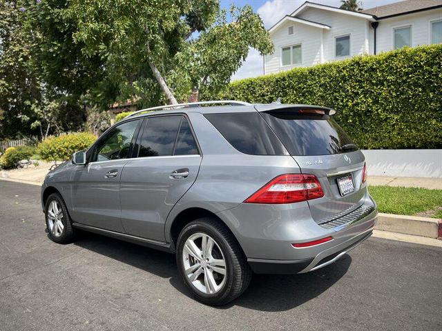 Photo of 2015 Palladium Silver Metallic Mercedes-Benz M-Class