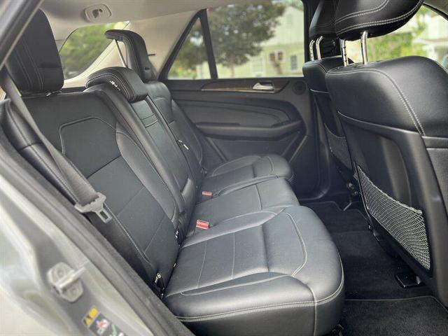 Photo of 2015 Palladium Silver Metallic Mercedes-Benz M-Class