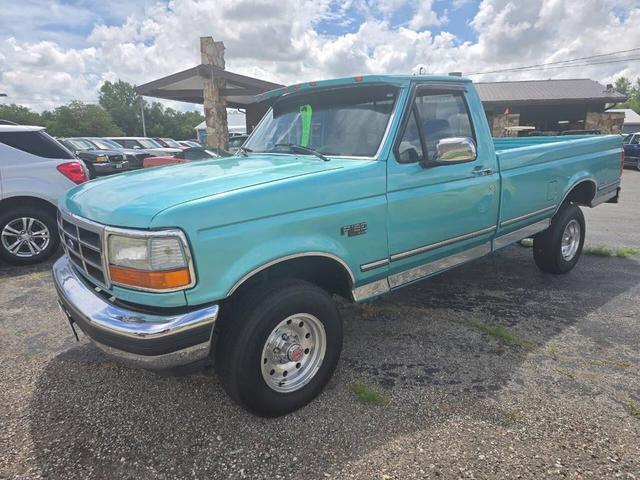Photo of 1992 Green Ford F-150