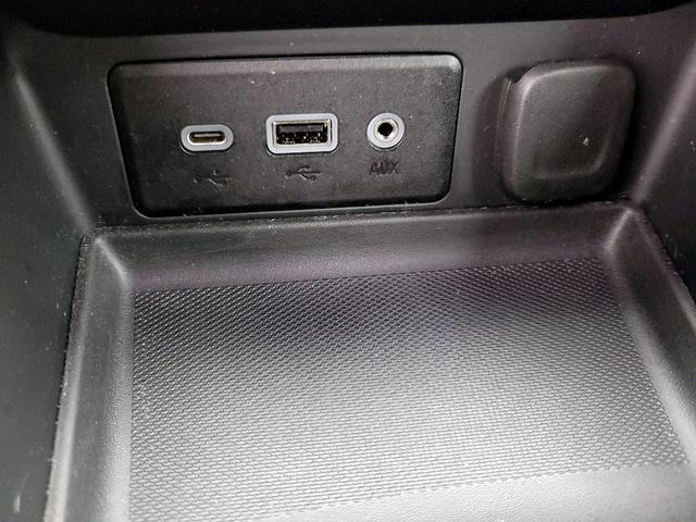 Photo of 2022 White GMC Terrain